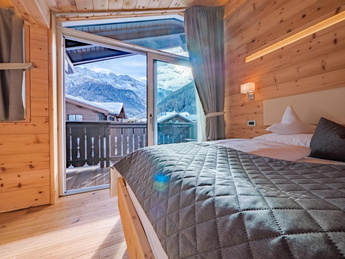 Chalet Elisabeth Dolomites Alpin & Charme Сельва-ді-Валь-Гардена Екстер'єр фото