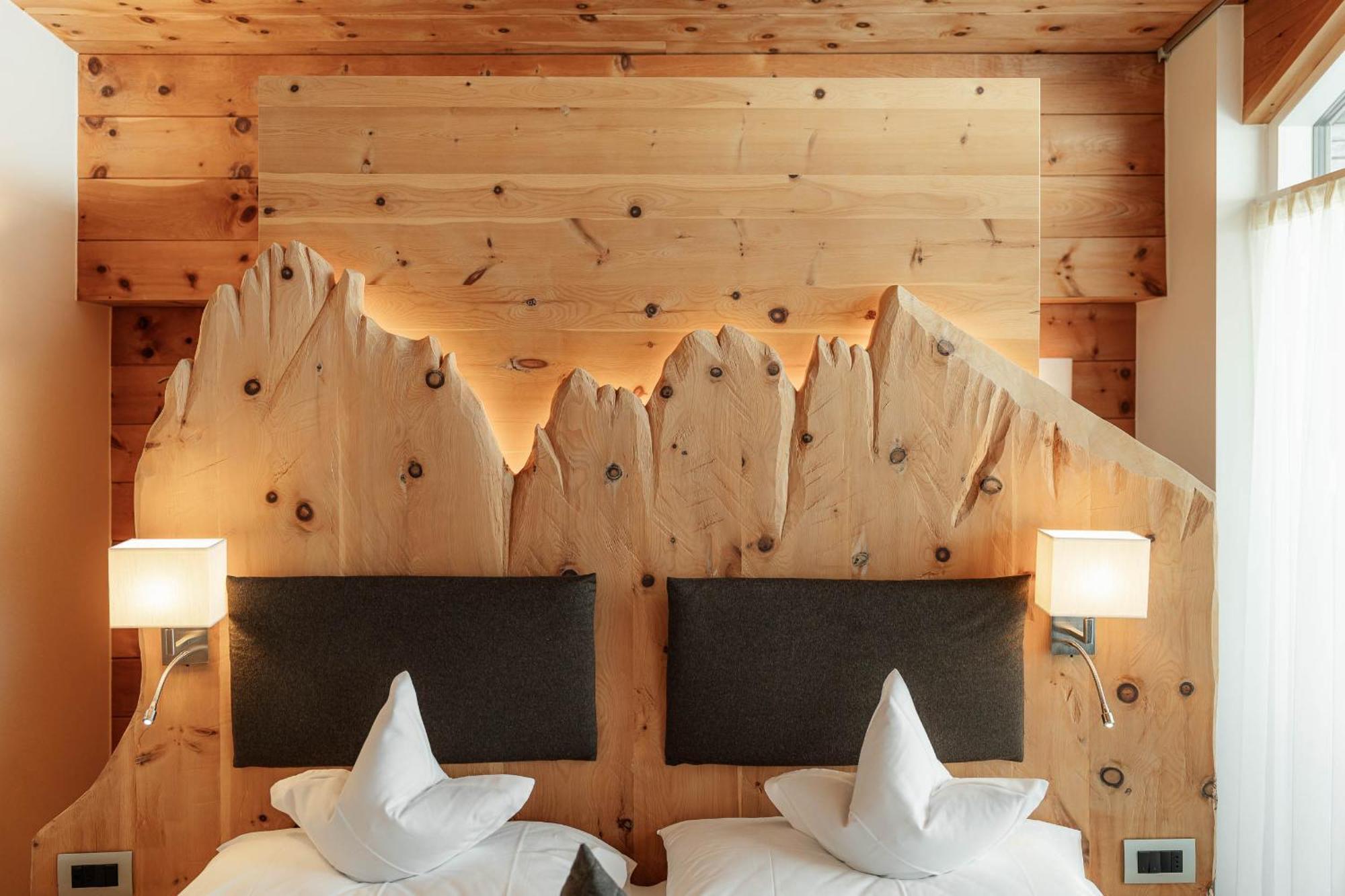 Chalet Elisabeth Dolomites Alpin & Charme Сельва-ді-Валь-Гардена Екстер'єр фото