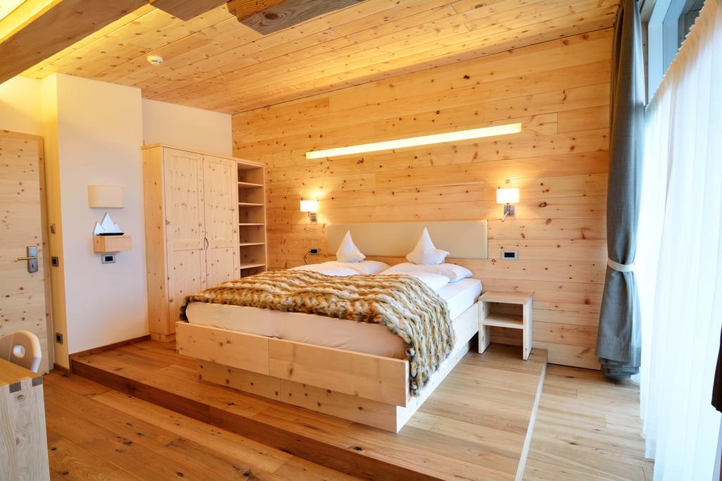 Готель Chalet Elisabeth Dolomites Alpin & Charme Сельва-ді-Валь-Гардена Екстер'єр фото