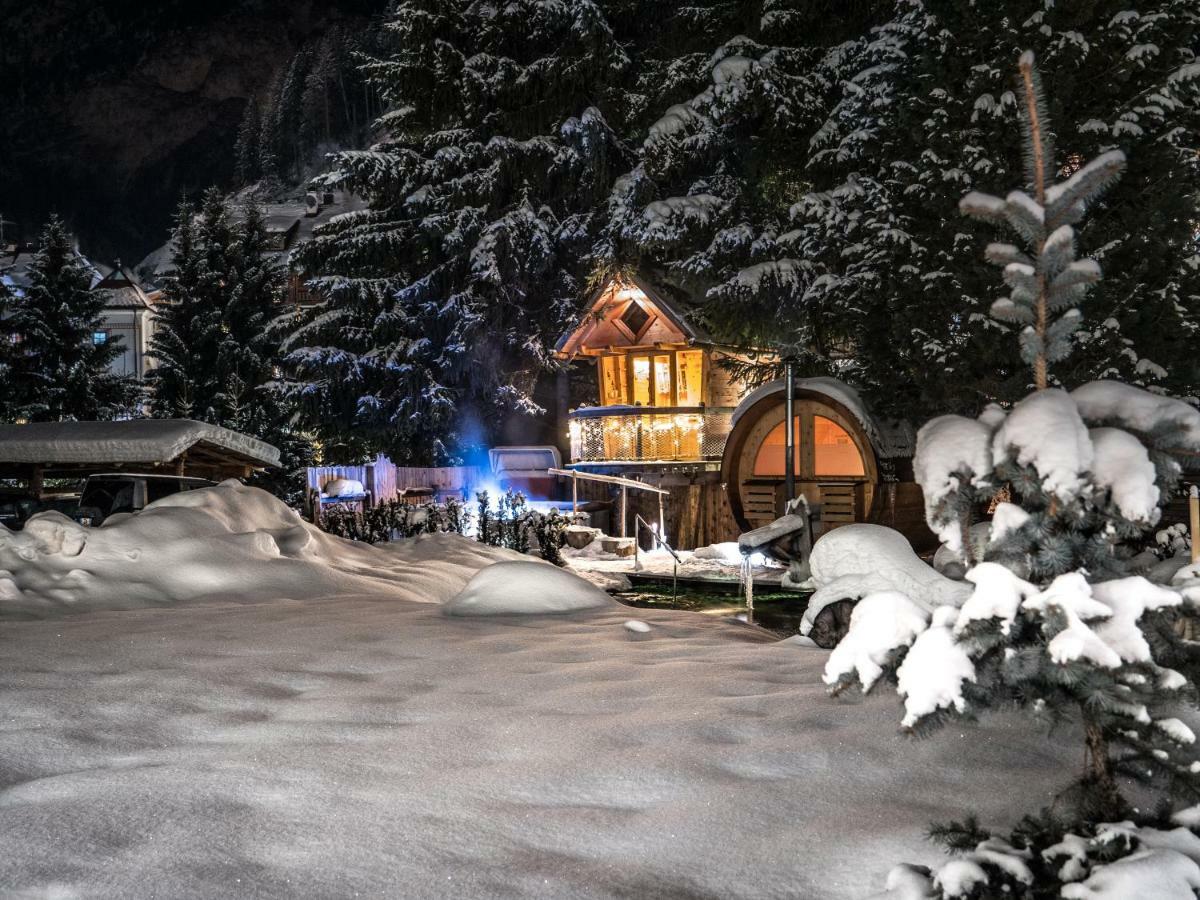 Готель Chalet Elisabeth Dolomites Alpin & Charme Сельва-ді-Валь-Гардена Екстер'єр фото